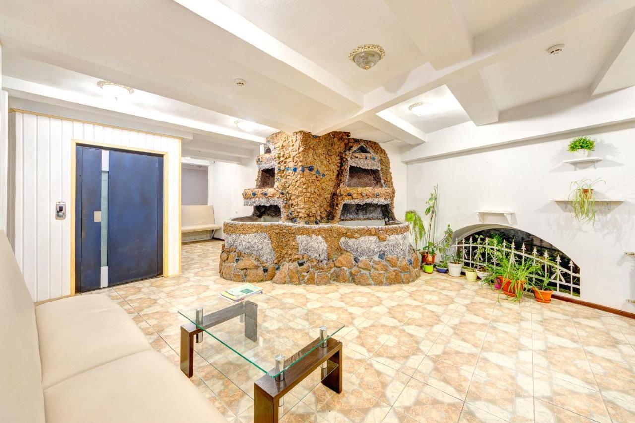 Hotel Zvezda Kiev Luaran gambar