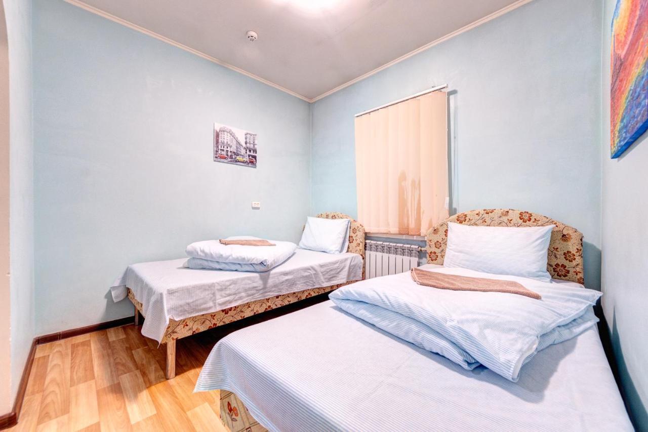 Hotel Zvezda Kiev Luaran gambar
